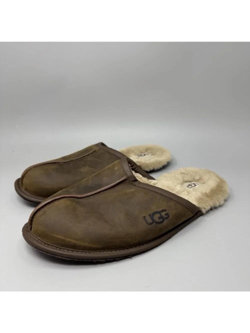 UGG Australia Men's Scuff Leather Sheepskin Slippers Size US 11 Brown Slip On